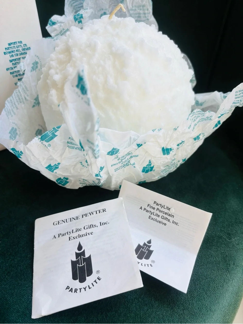 Vintage PartyLite 6” Snowball Candle Holiday Edition - Picture 2 of 6